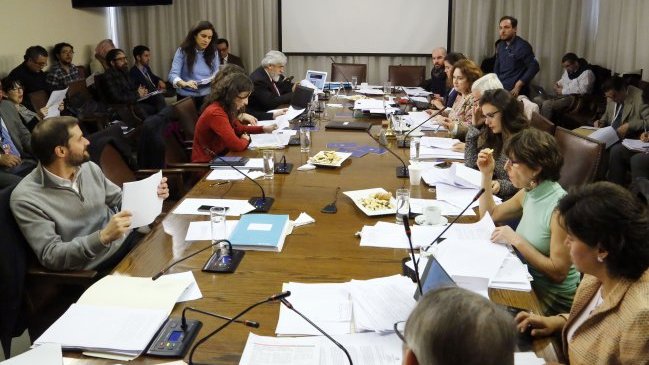 Cámara Baja: Comisión aprobó la reforma a la educación superior