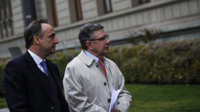 Lavín presentó demanda contra Enel por perjuicios a vecinos durante extenso corte