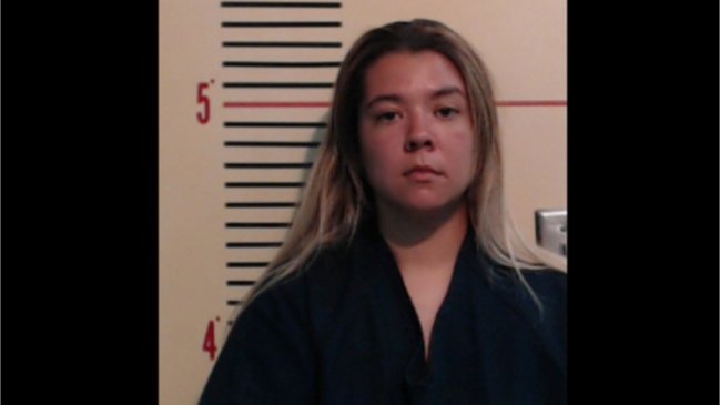 Madre confesó que encerró de castigo a sus dos hijos en un auto donde murieron