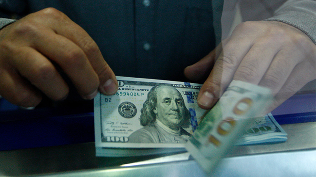 ¿Qué pasa si Chile baja en la clasificación de riesgo?