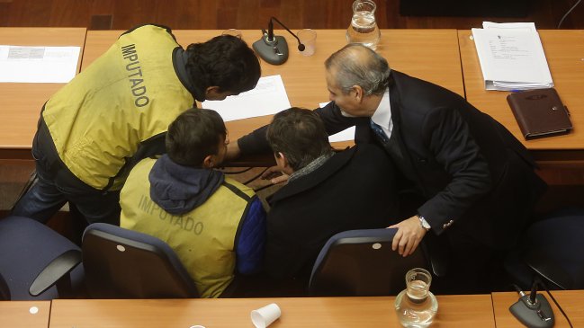 Fraude en Carabineros: Rebajaron medida cautelar de funcionario imputado