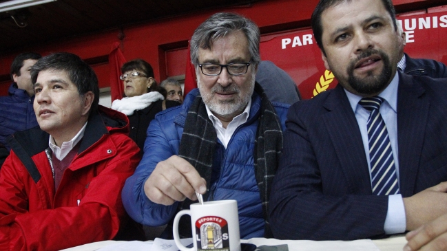 Alejandro Guillier reiteró disposición a debatir con Carolina Goic