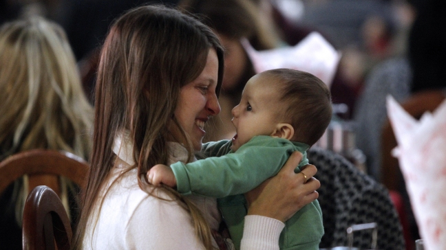 El apellido del padre ya no prevalecerá en los hijos por ley en España