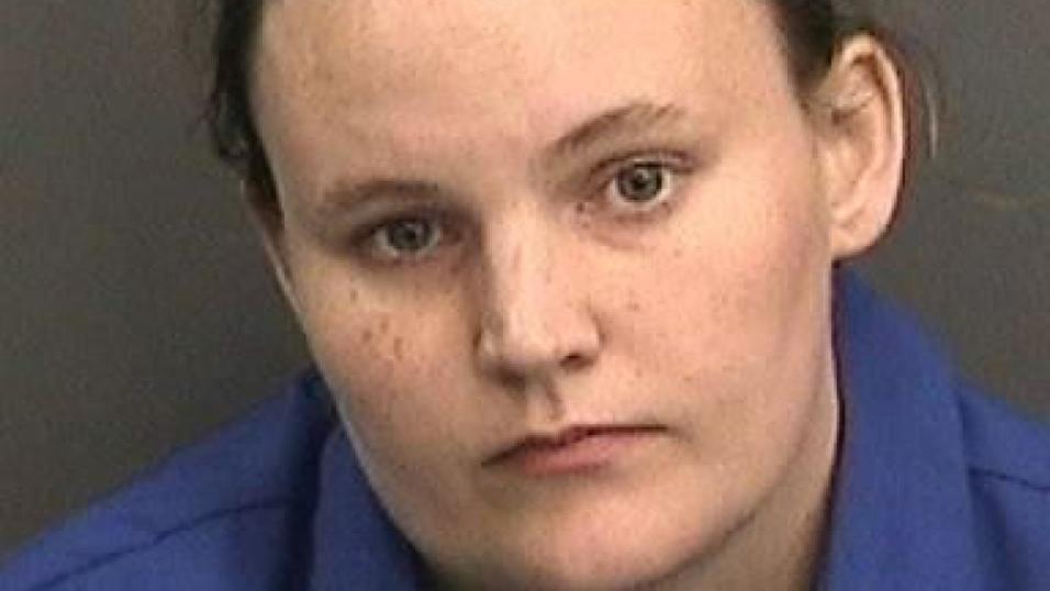 Mujer fue arrestada por quedar embarazada de menor de 11 años