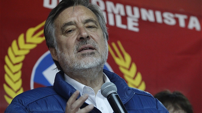 Guillier admitió frustración por no ir a primarias: Vamos a tener que mirar el partido