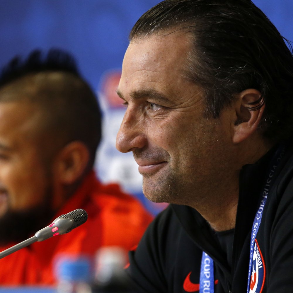 Pizzi: Tenemos la máxima responsabilidad y haremos el mayor esfuerzo para lograr el título