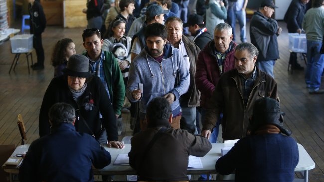 Primarias: Chile Vamos denuncia inscripciones irregulares en el Frente Amplio