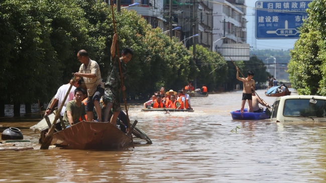 Lluvias dejan al menos 56 muertos y 22 desaparecidos en China