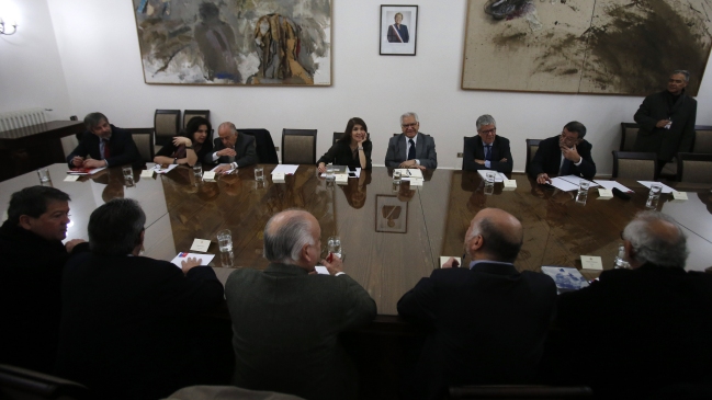 Molestia en la Nueva Mayoría por intervención del Gobierno en negociación parlamentaria