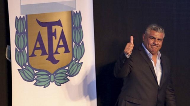 Presidente de la AFA confía en el TAS: El semblante de Chile no era el mejor