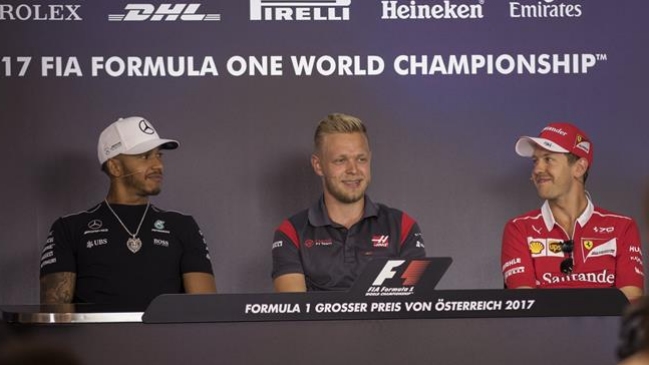 Sebastian Vettel y Lewis Hamilton firmaron la paz en Spielberg