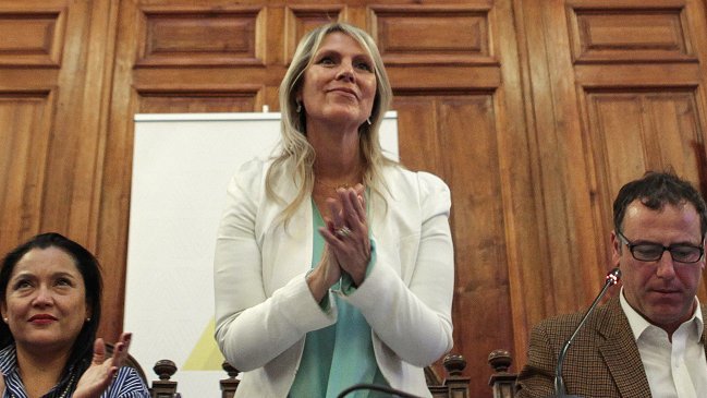 Amplitud resolvió apoyar la candidatura de Sebastián Piñera