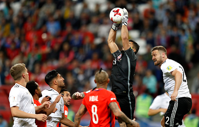 Marisela Santibáñez criticó a Johnny Herrera por actitud en la selección