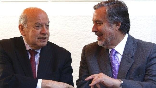 José Miguel Insulza pidió a los partidos fortalecer el comando de Guillier