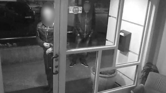 Hombre deberá pagar millonaria multa por funar a ladrones en Facebook