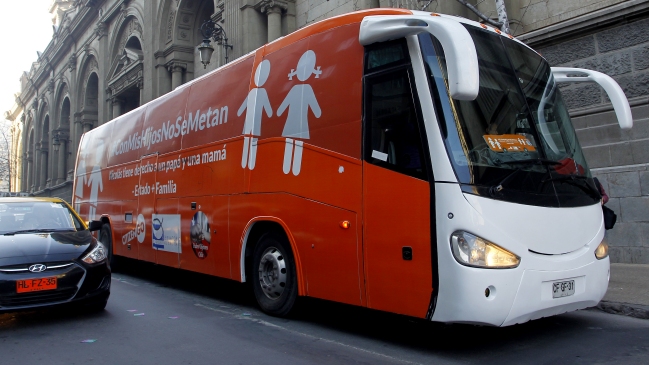 Movilh se querellará contra vocera del 