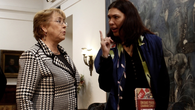 CUT planteó a Bachelet adelantar negociación del reajuste del sector público