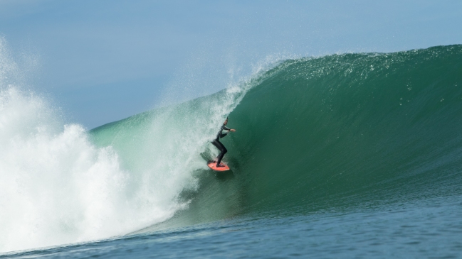 Con excelente condición de olas arrancará en Arica el Circuito Mundial de Surf