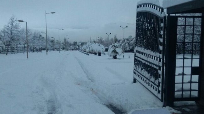 Duelo por Copa Chile entre Universidad Católica y Rangers fue suspendido por la nieve