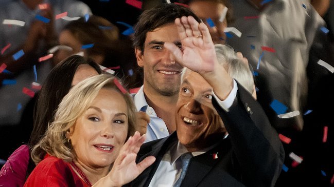 Hijo de Piñera defendió sociedades con nietos: 