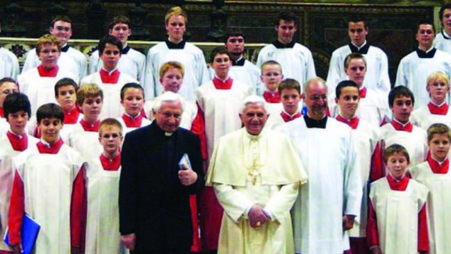 Más de 500 niños sufrieron maltrato y abuso en coro dirigido por hermano de Benedicto XVI