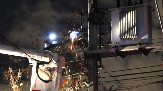 Sernac no descartó demandas a eléctricas que no compensen adecuadamente a consumidores