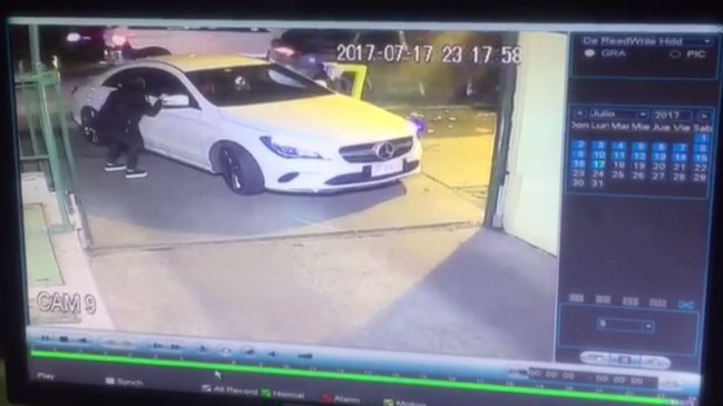 Carabinero evitó robo de vehículo en Ñuñoa