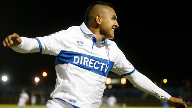 Jeisson Vargas anotó dos goles en triunfo de Universidad Católica sobre Deportes Melipilla