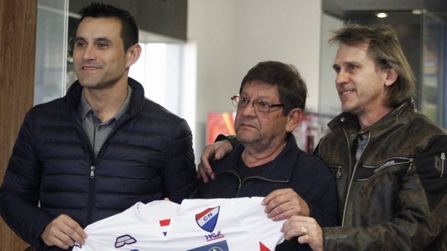 Justo Villar: Había hecho planes con mi familia para terminar mi carrera en Colo Colo