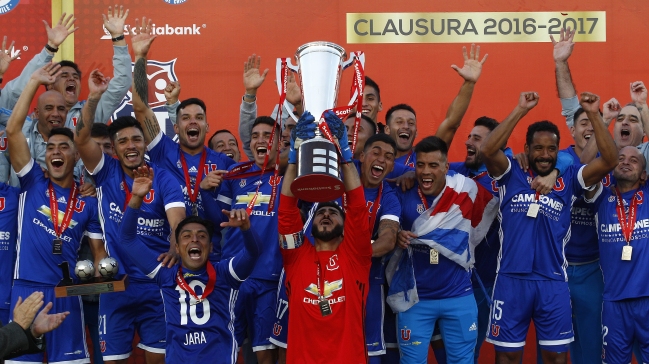 Universidad de Chile mostró la escarapela de campeón