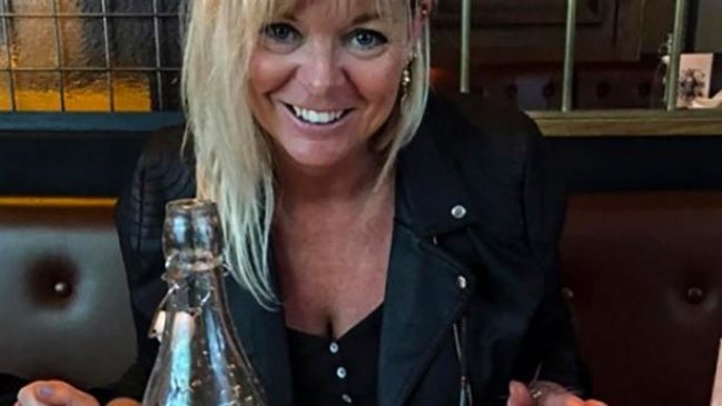 Detienen a profesora de 53 años que tuvo sexo con alumno de 15