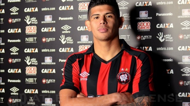 Esteban Pavez fue oficializado en Atlético Paranaense: Estoy maduro para jugar en Brasil