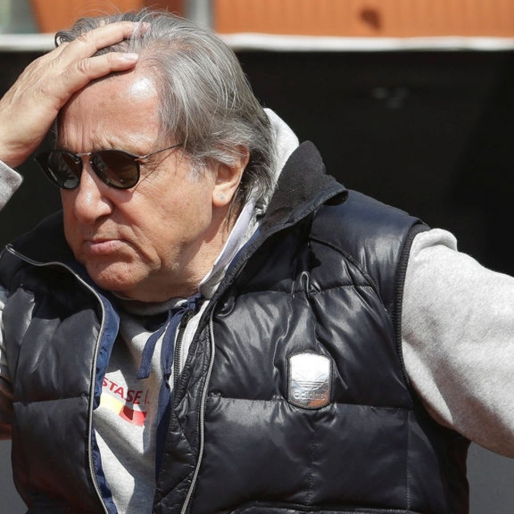 La ITF sancionó duramente a Ilie Nastase por comentarios racistas y sexistas