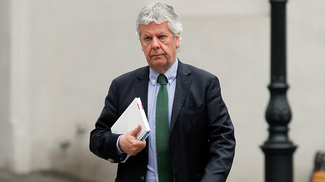 Despenalización del aborto: La DC apuntó a Eyzaguirre por falta de quórum