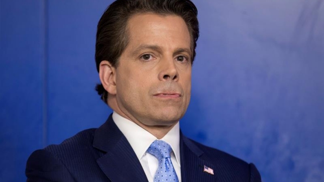 Nuevo director de Comunicaciones de la Casa Blanca borró tuits en que contradecía a Trump