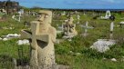 Isla de Pascua: Familias optan por entierros en predios propios por saturación de cementerio