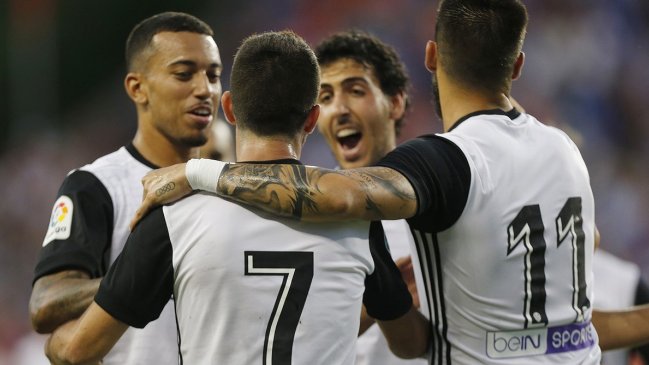 Fabián Orellana participó en nuevo triunfo de Valencia en medio de la pretemporada