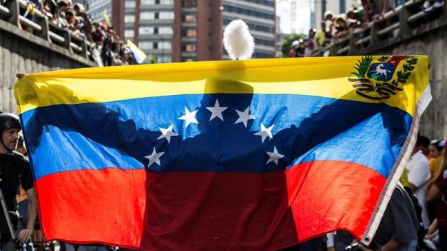 Venezuela: Detienen a tres jueces nombrados por el Parlamento al Supremo