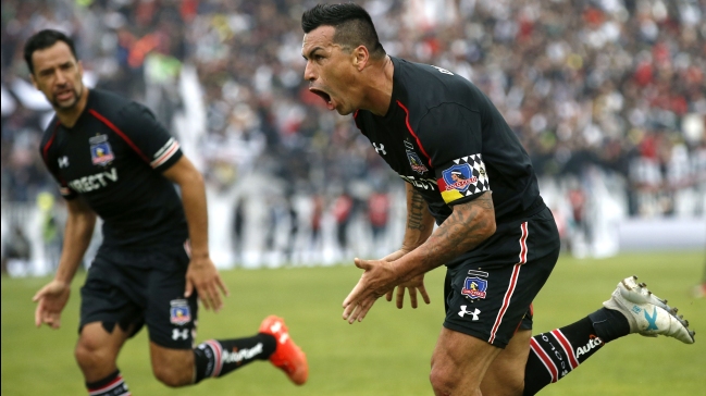 Peñarol hizo una oferta formal por Esteban Paredes