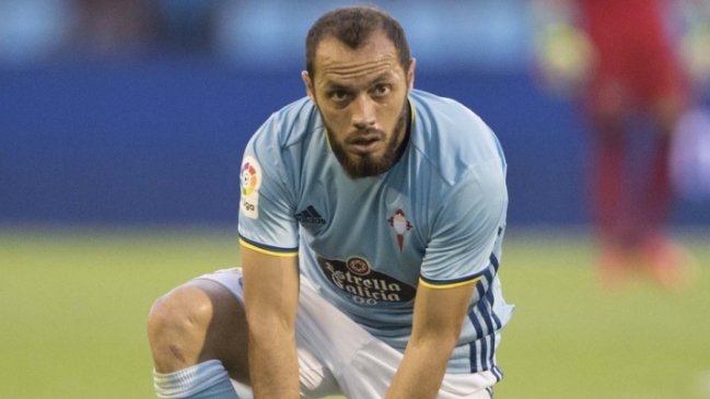 Celta de Vigo viajó a Inglaterra, donde se sumarán Marcelo Díaz y Pedro Pablo Hernández