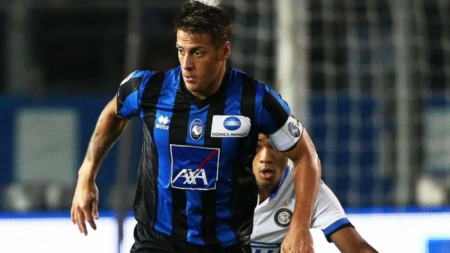 Peñarol también tiene en carpeta a Lucas Viatri y Germán Denis