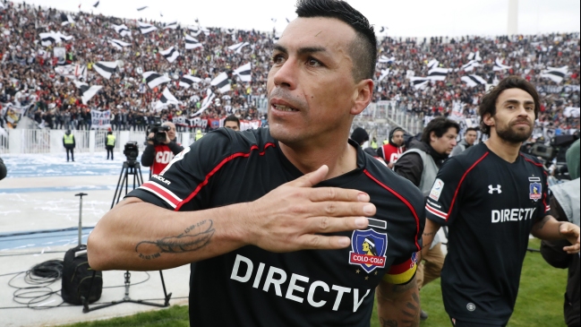 Colo Colo logró acuerdo con Esteban Paredes