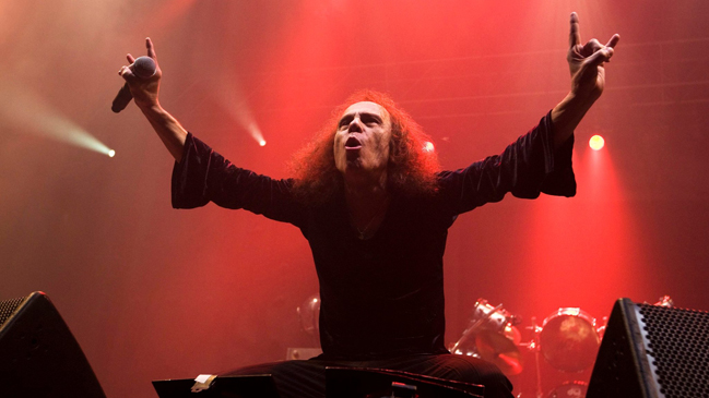 Ronnie James Dio prepara su 