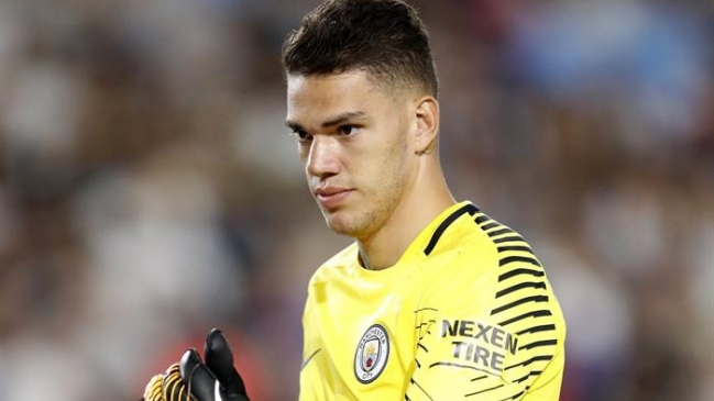 Josep Guardiola elogió al portero Ederson, que reforzó a Manchester City