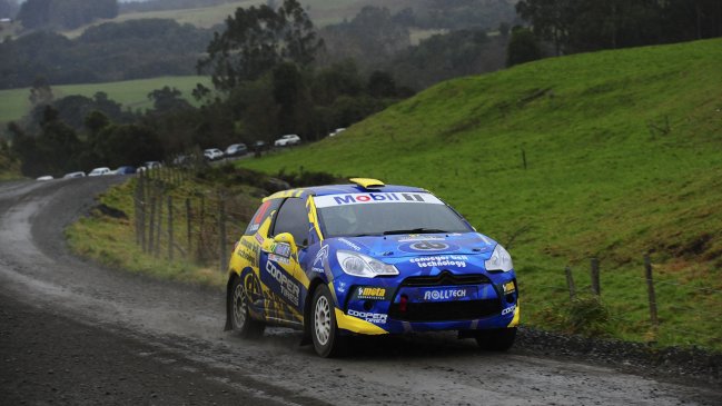 Cristóbal Vidaurre ganó la Súper Especial Nocturna del GP de Frutillar de Rally Mobil