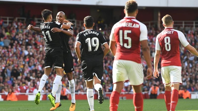 Sevilla derribó a Arsenal en su casa por la Emirates Cup