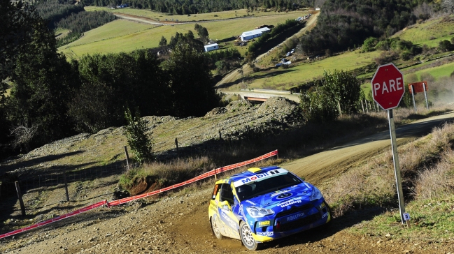Cristóbal Vidaurre cerró un glorioso fin de semana en el Rally Mobil