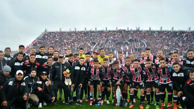 Chacarita Juniors ascendió a la Primera División del fútbol argentino