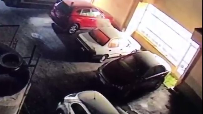 Paciente incendió vehículo de funcionaria de salud en San Pedro de la Paz