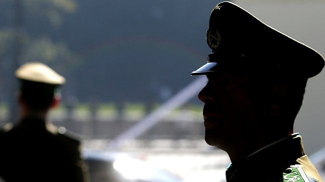 Tres carabineros fueron dados de baja por exigir coima a comerciante extranjero